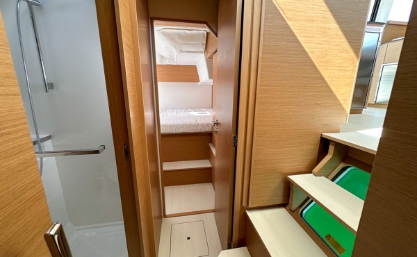 1_excess-11-ez-ukutu-84321cc0-2 Superyachts For Sale and Charter 1uk.com - Superyachts For Sale