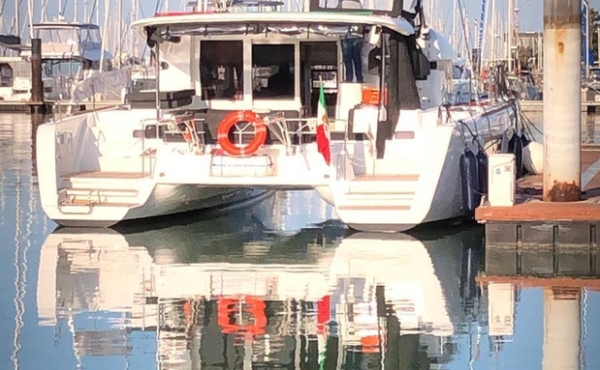 3_back_of_lagoon_40_samana Superyachts For Sale and Charter 1uk.com - Superyachts For Charter